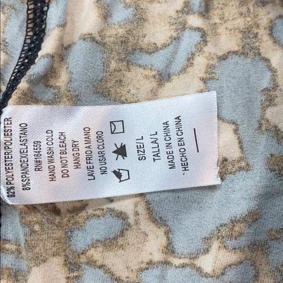 << Leopard Print Bike Shorts >> - Picture 5 of 5